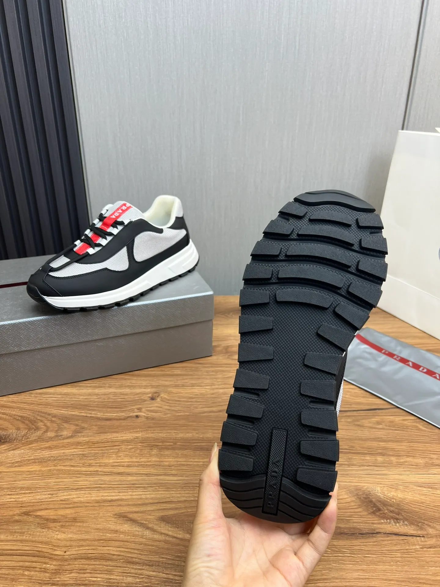Men's shoes 💰540💰 [PRADA] Men's shoes are popular in the counter, official website is synchronized, 1 high-quality shipment ✔️Original fly-woven cowhide + cowhide lining, 1🆚1 replica, original sole, 38-45 (45 customized, non-refundable)
